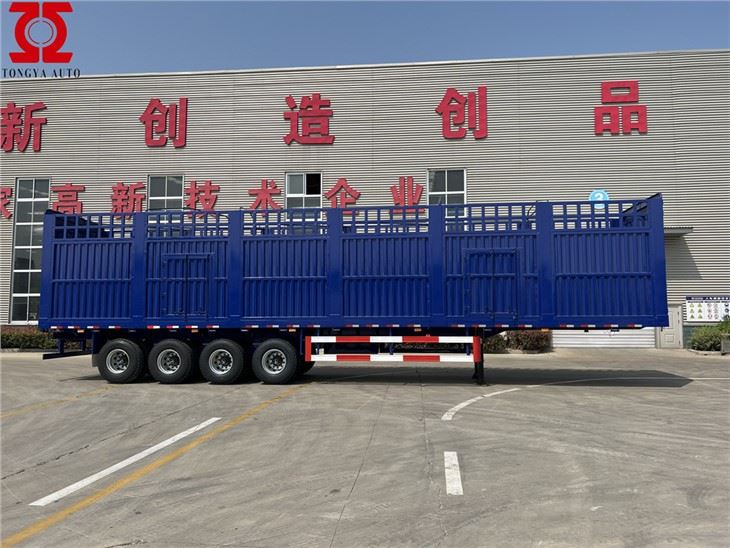 4nápravový Stake Semi Trailer